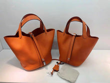 Load image into Gallery viewer, Pico Classic Bucket Bag