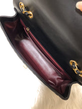 Load image into Gallery viewer, Vintage Quilted Jumbo Flap Bag