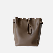 Load image into Gallery viewer, Elsa Tote Bag