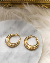 Load image into Gallery viewer, Twisted Hoop Earrings
