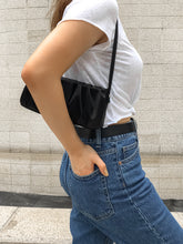 Load image into Gallery viewer, Parisienne Baguette Bag