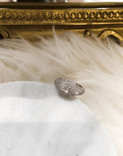 Load image into Gallery viewer, Diamond Signet Square