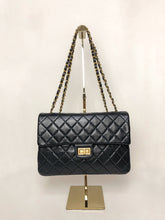 Load image into Gallery viewer, Vintage Quilted Jumbo Flap Bag